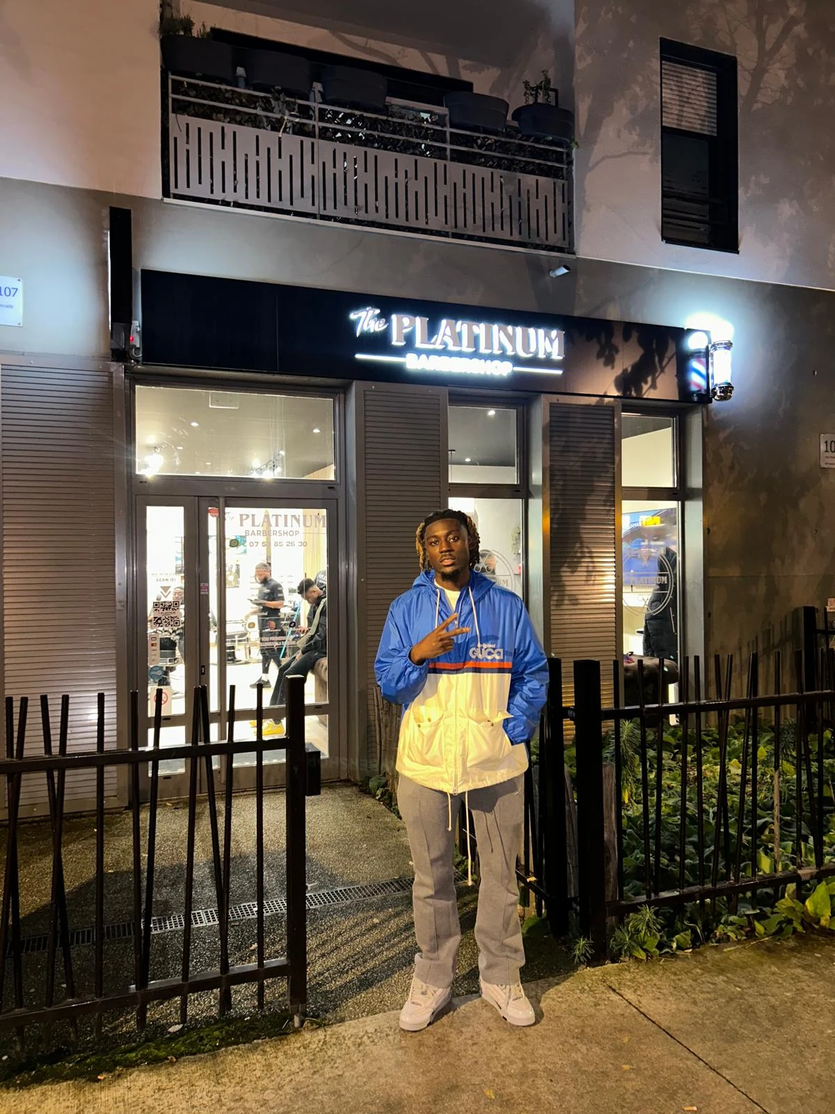 Personnalité au salon The Platinum Barber