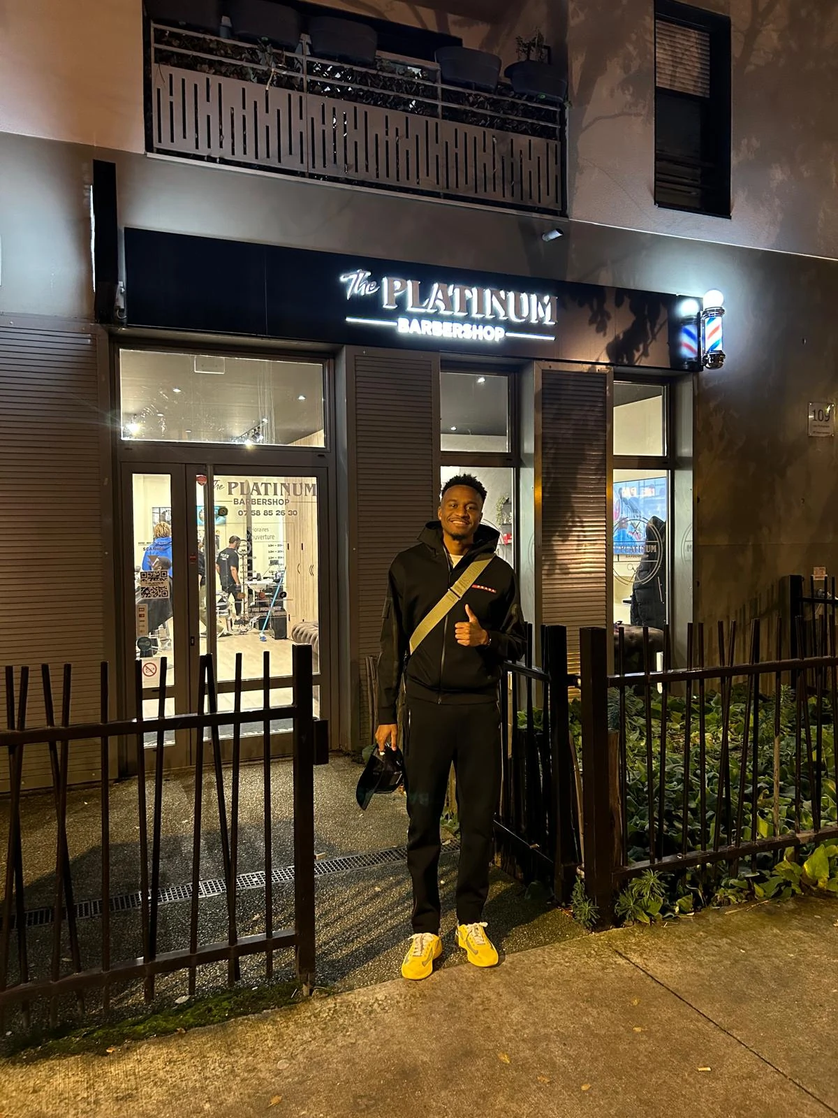 Personnalité cliente du Platinum Barber 92390