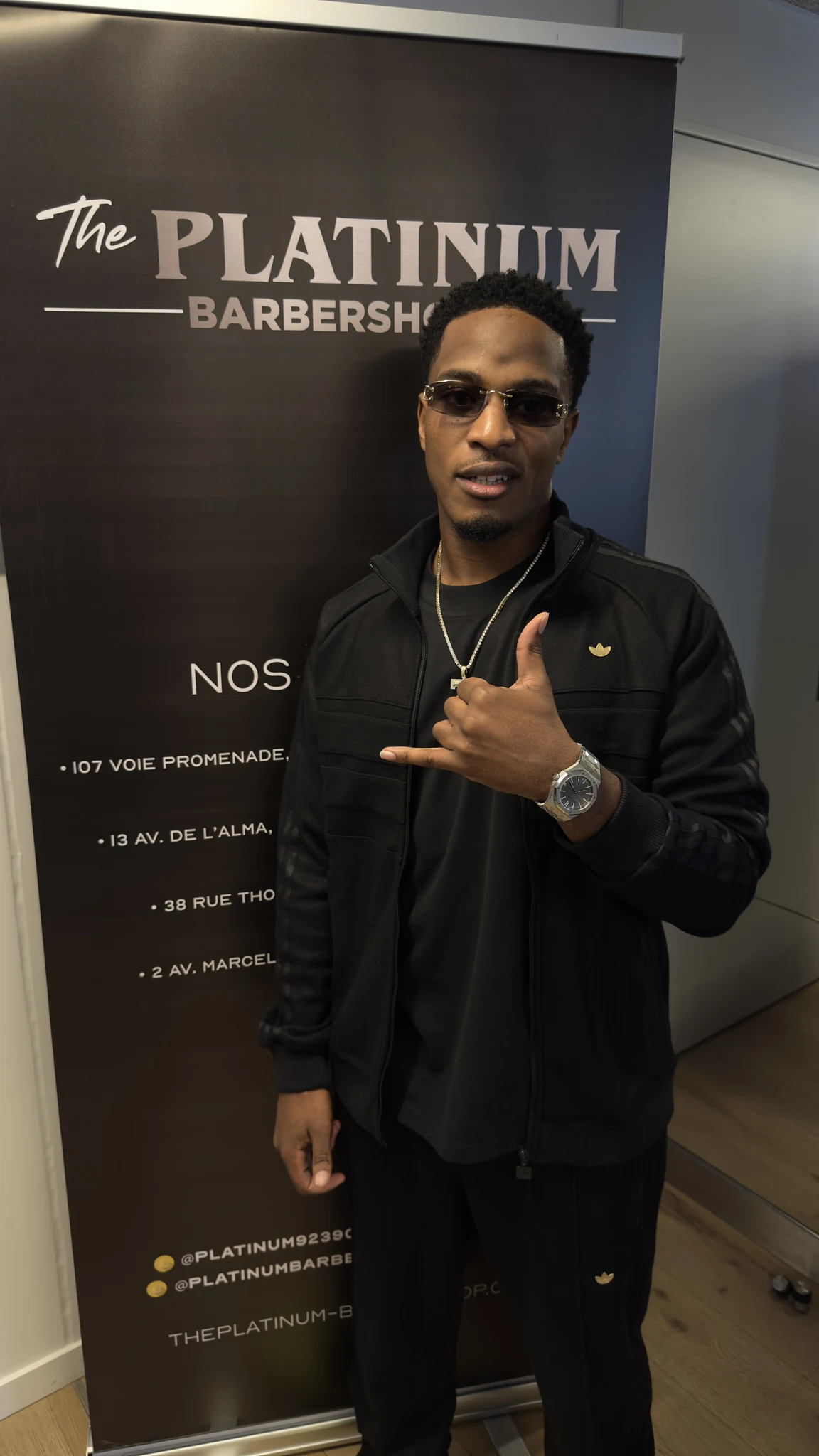 Personnalité au Platinum Barber